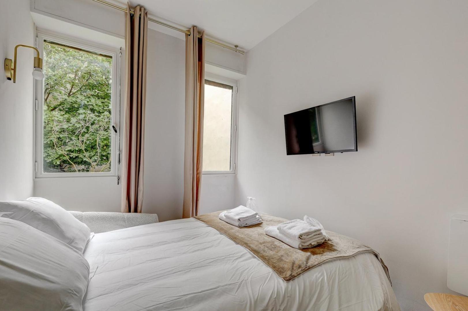 Bluestay 806 - Superb * Paris