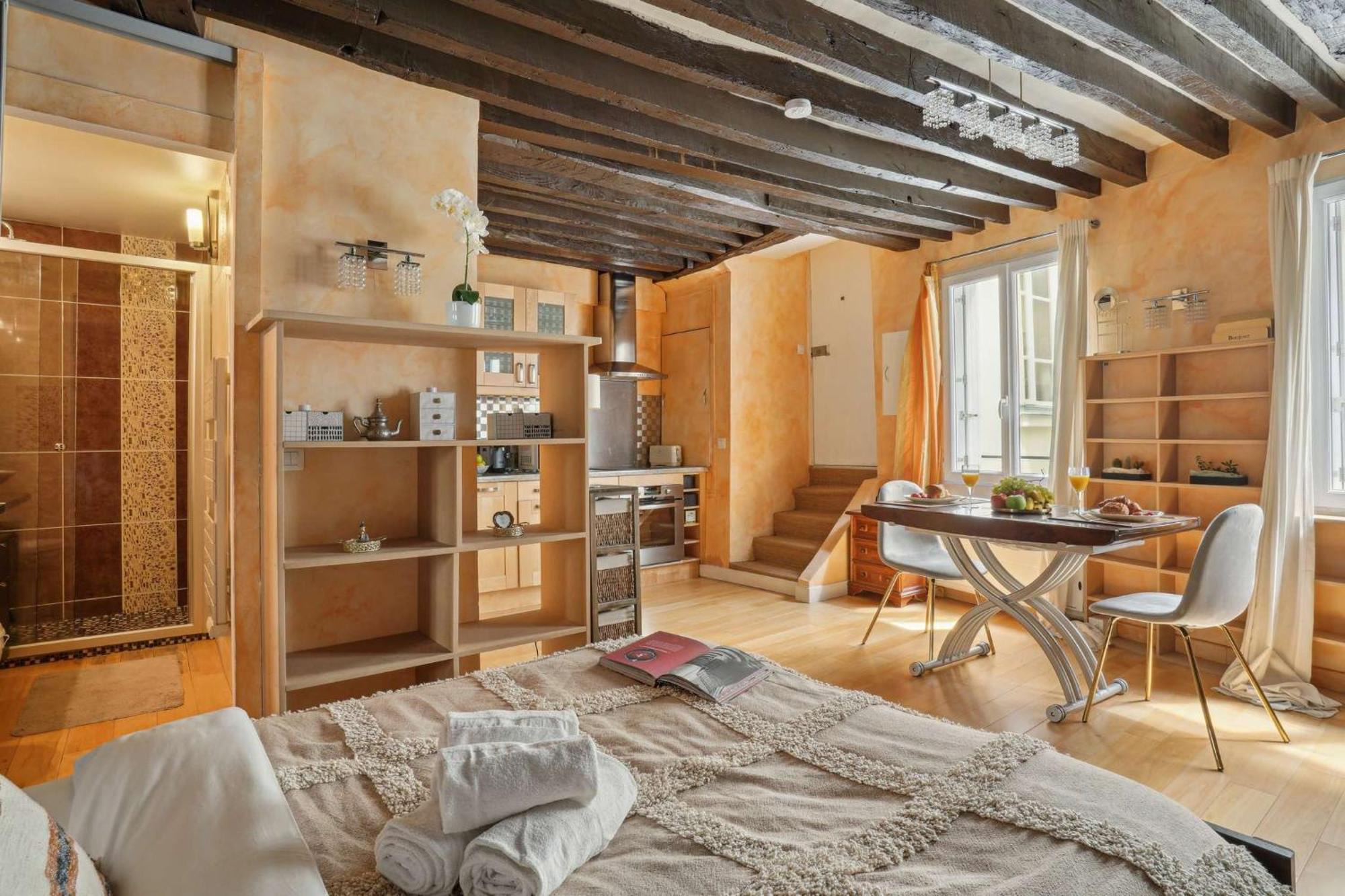 Apartment Le Marais & Pompidou - Cityapartmentstay *