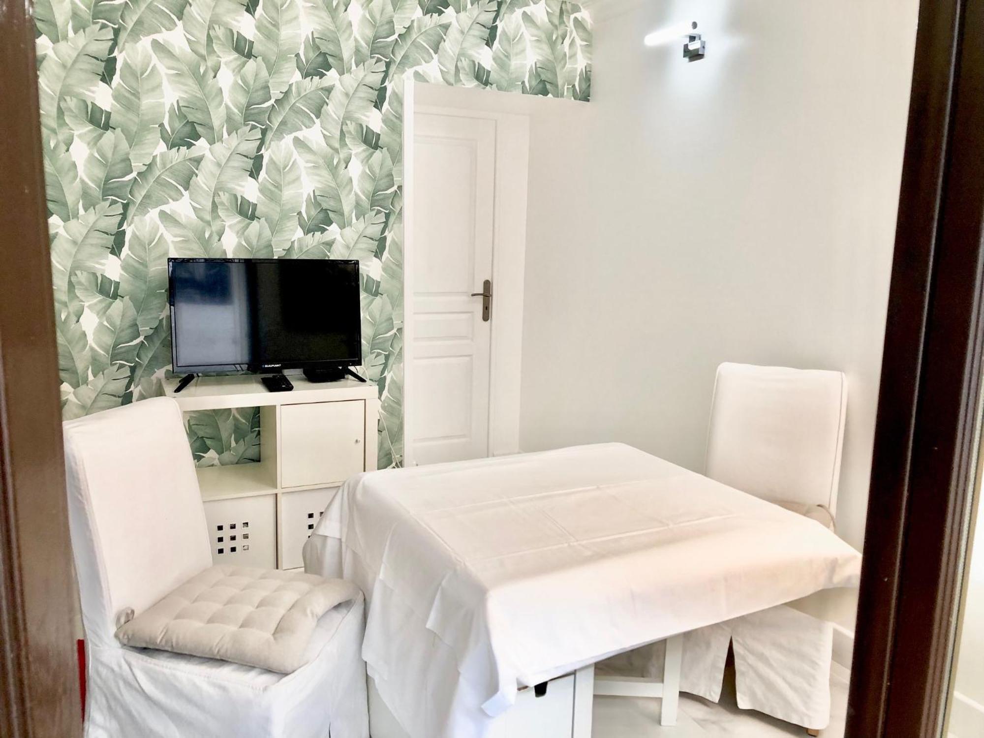 Prive Parisien La Casita Avec Cuisine Equipe -st Charles - Near Beaugrenelle -tour Eiffel 75015 Bel Emplacement !! * Paris