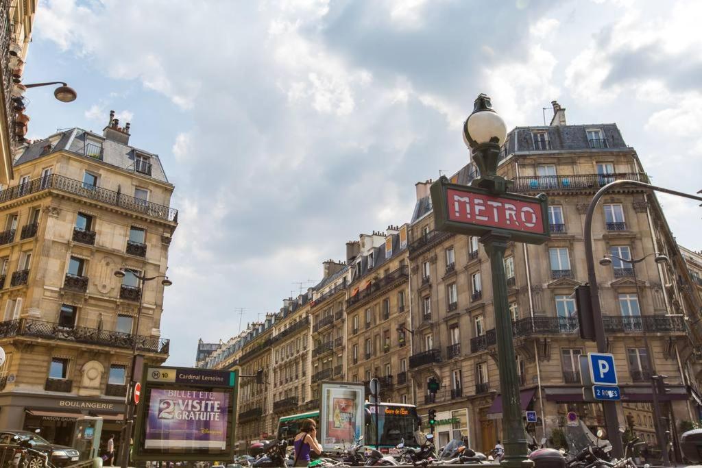 Small Triplex Apartment Paris