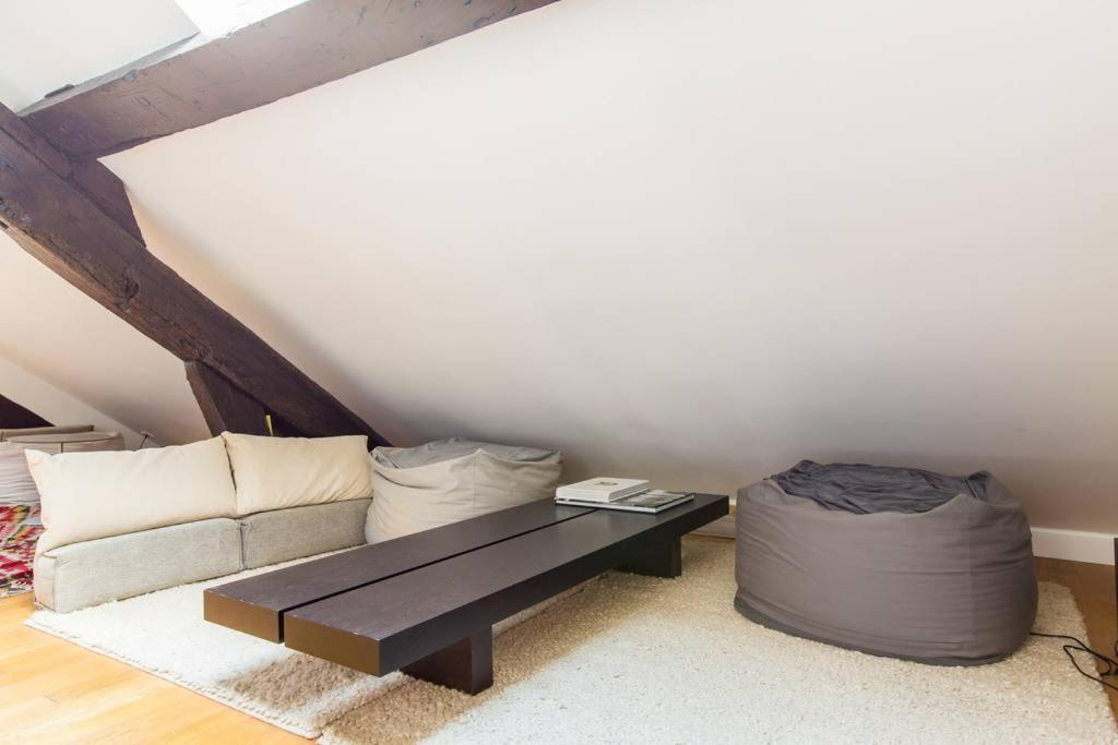 Apartment Small Triplex *