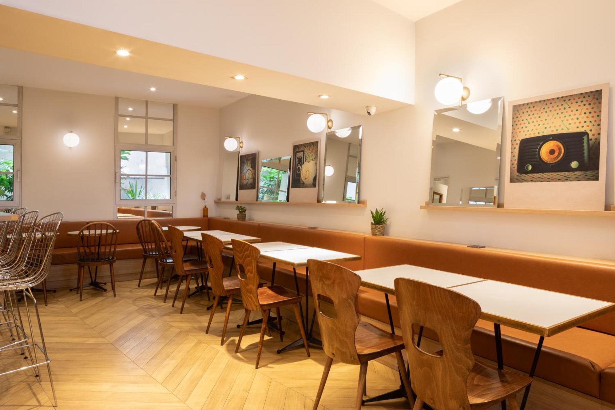 Ibis Styles Nation Porte De Montreuil Hotel 3*