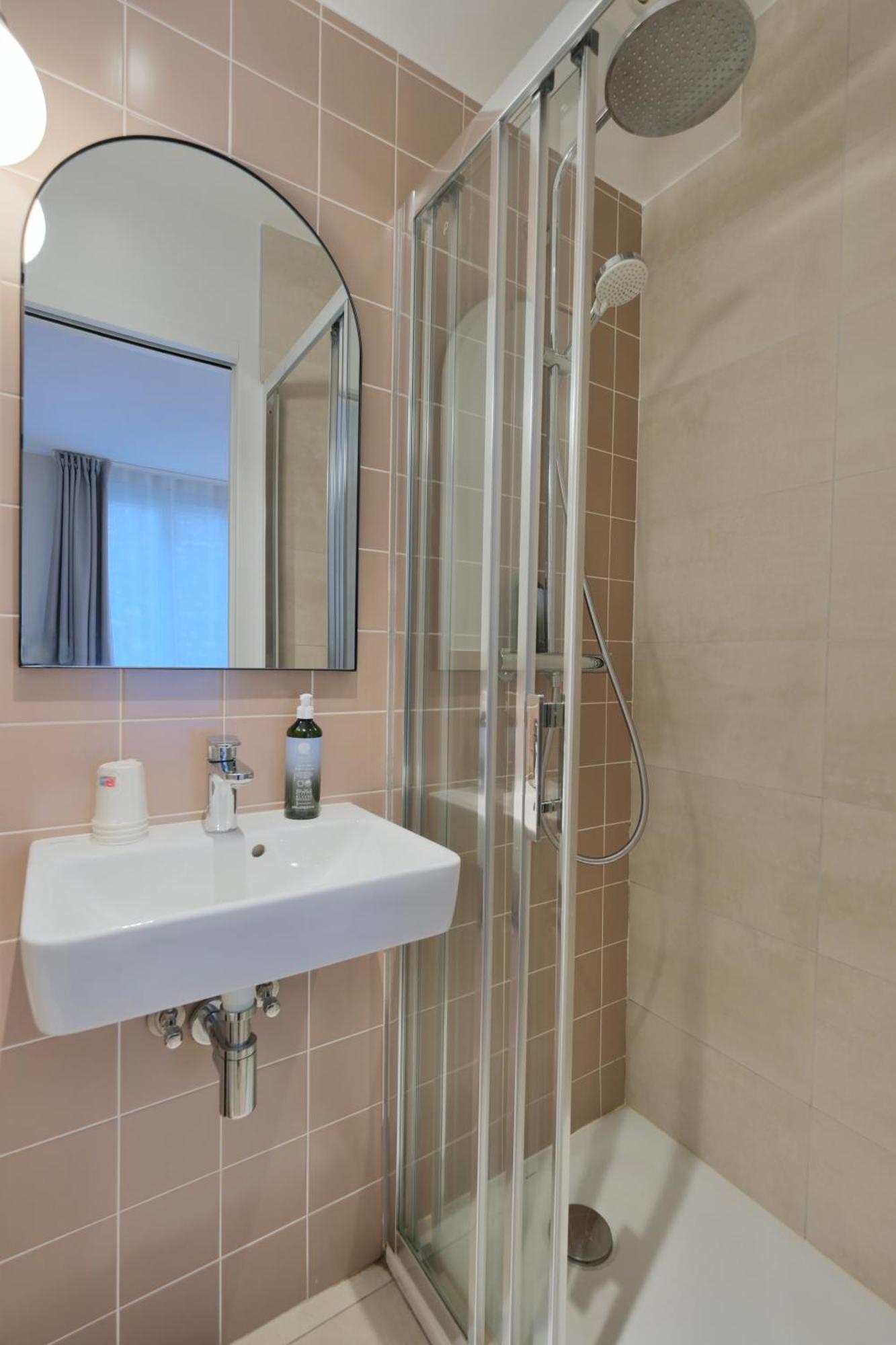 Hotel Hipotel Père-lachaise République