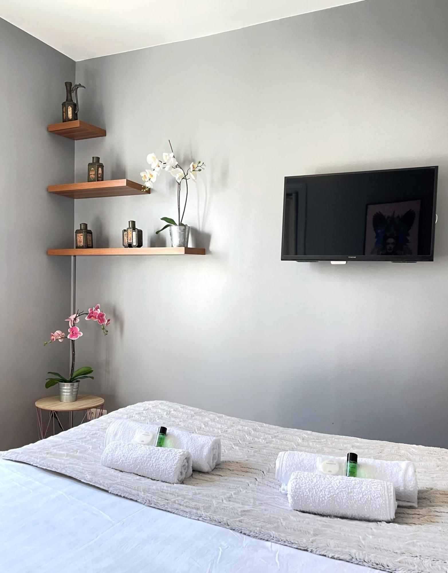 Cosy Studio Near Arc De Triomphe Apartment *