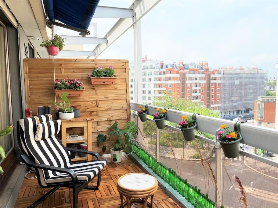 Apartment With Terrace Near Parc Des Princes Stadium In 16th Arr In