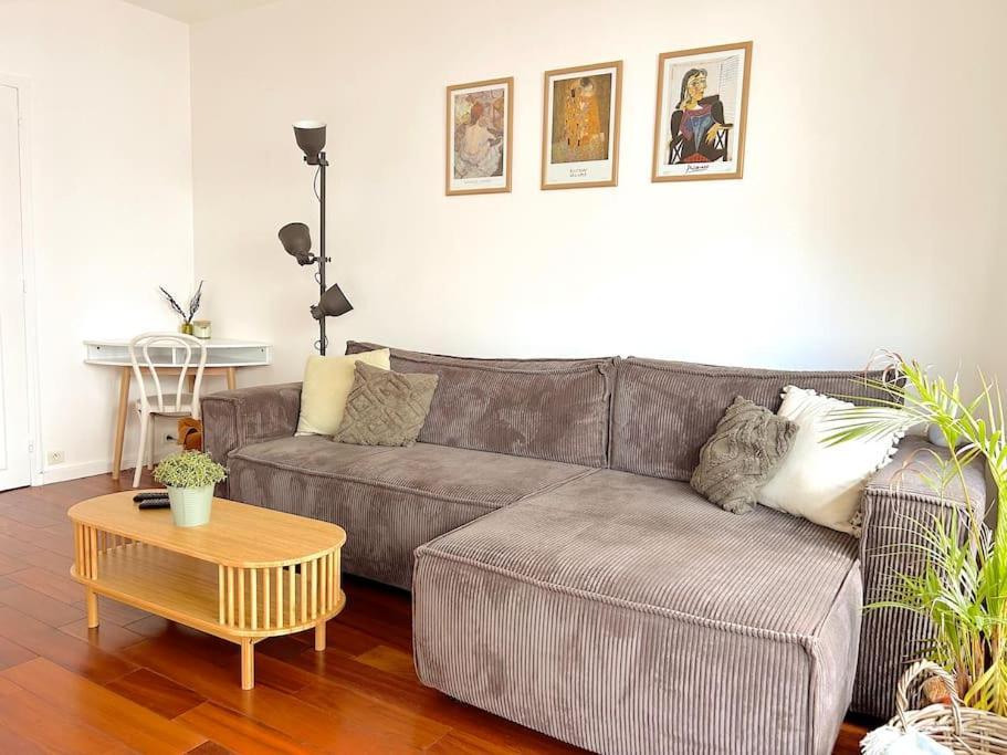 With Terrace Near Parc Des Princes Stadium In 16th Arr In * Paris
