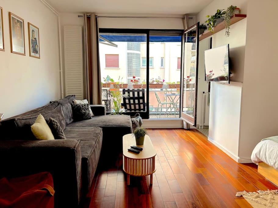 Apartment With Terrace Near Parc Des Princes Stadium In 16th Arr In *