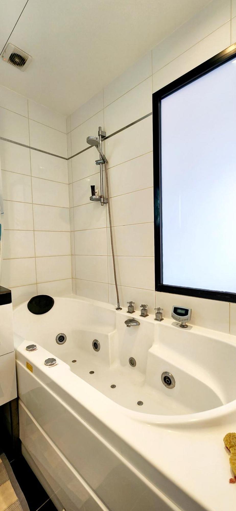 Appartement Charming Nest In Paris-pont Cardinet *