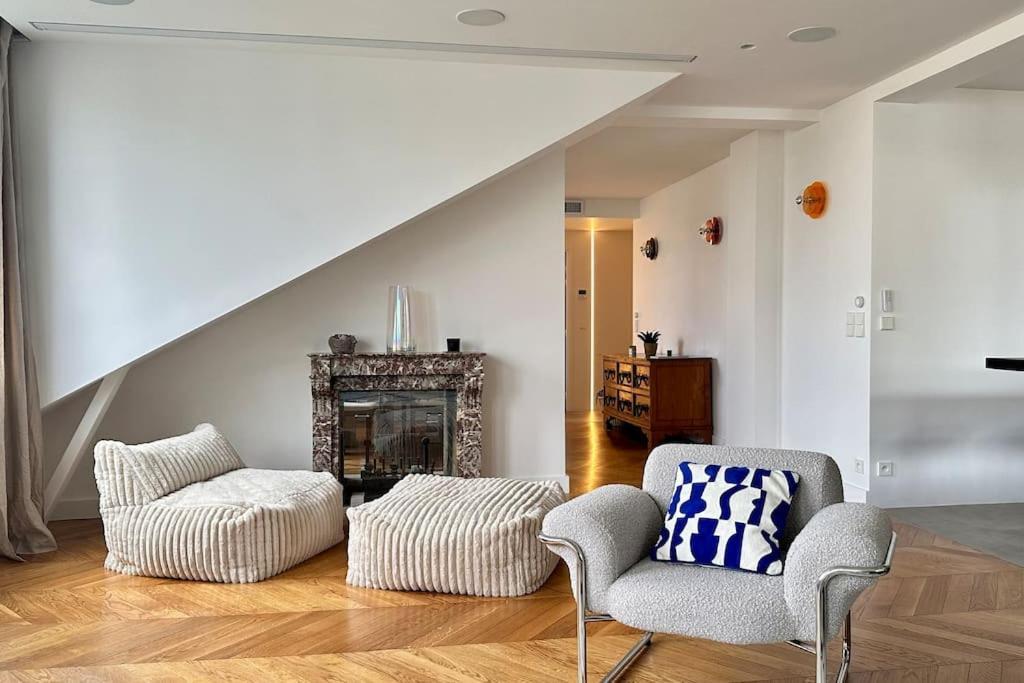 Lumineux Et Moderne En Face Du Grand Palais - Champs Elysees Apartment Paris
