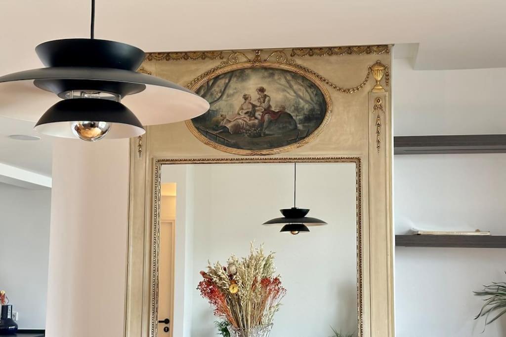 Lumineux Et Moderne En Face Du Grand Palais - Champs Elysees Apartment *