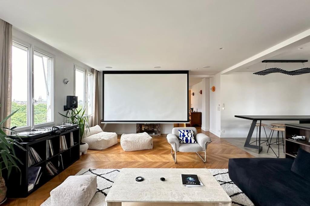 Apartment Lumineux Et Moderne En Face Du Grand Palais - Champs Elysees Paris