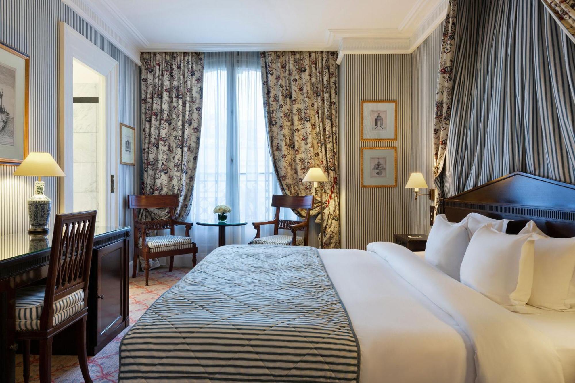 Hotel Le Dokhan's Arc De Triomphe, A Tribute Portfolio