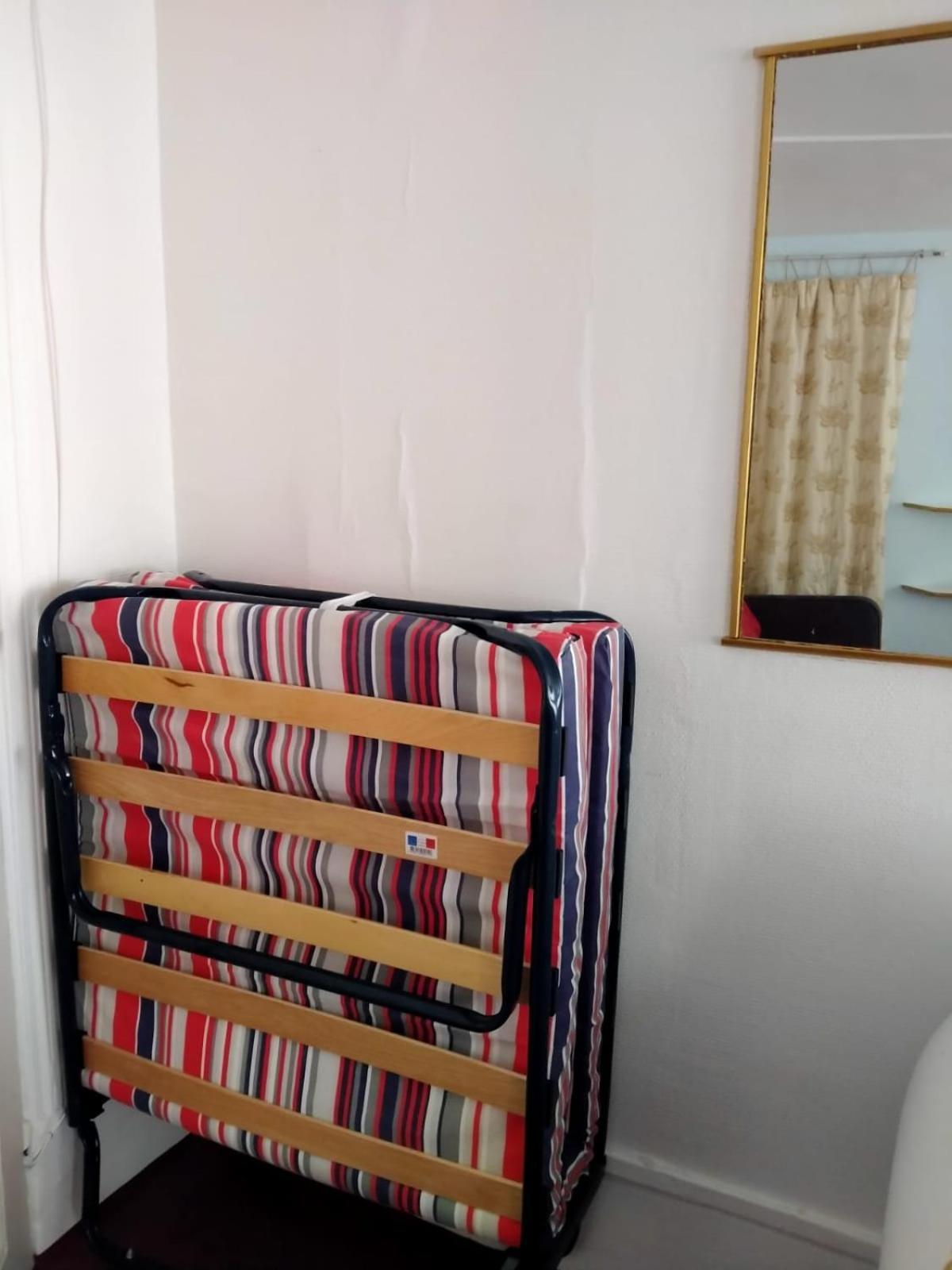 Flat Apartment *