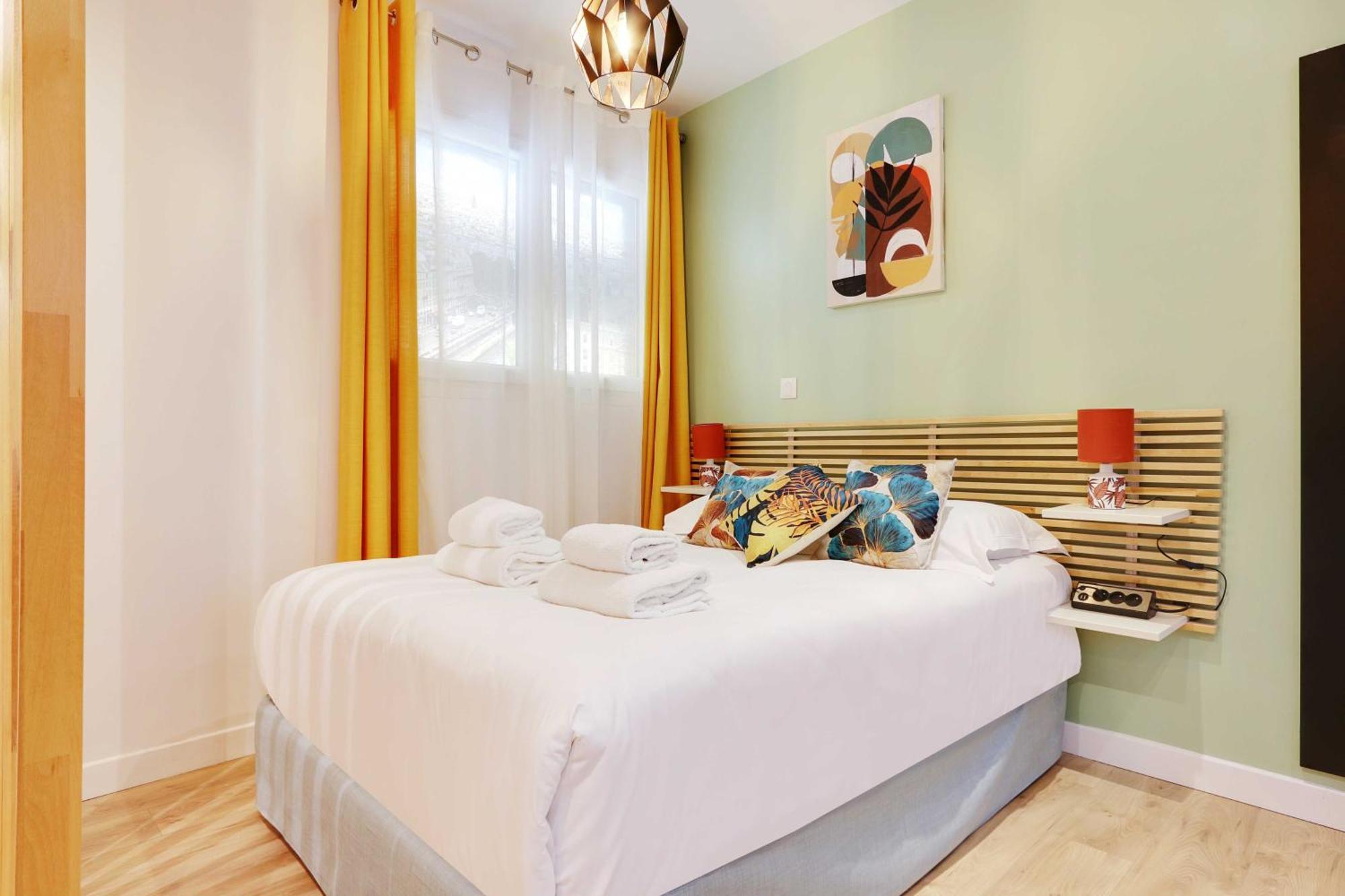 Charming With Ac -1br-3p- Sentier Apartment *