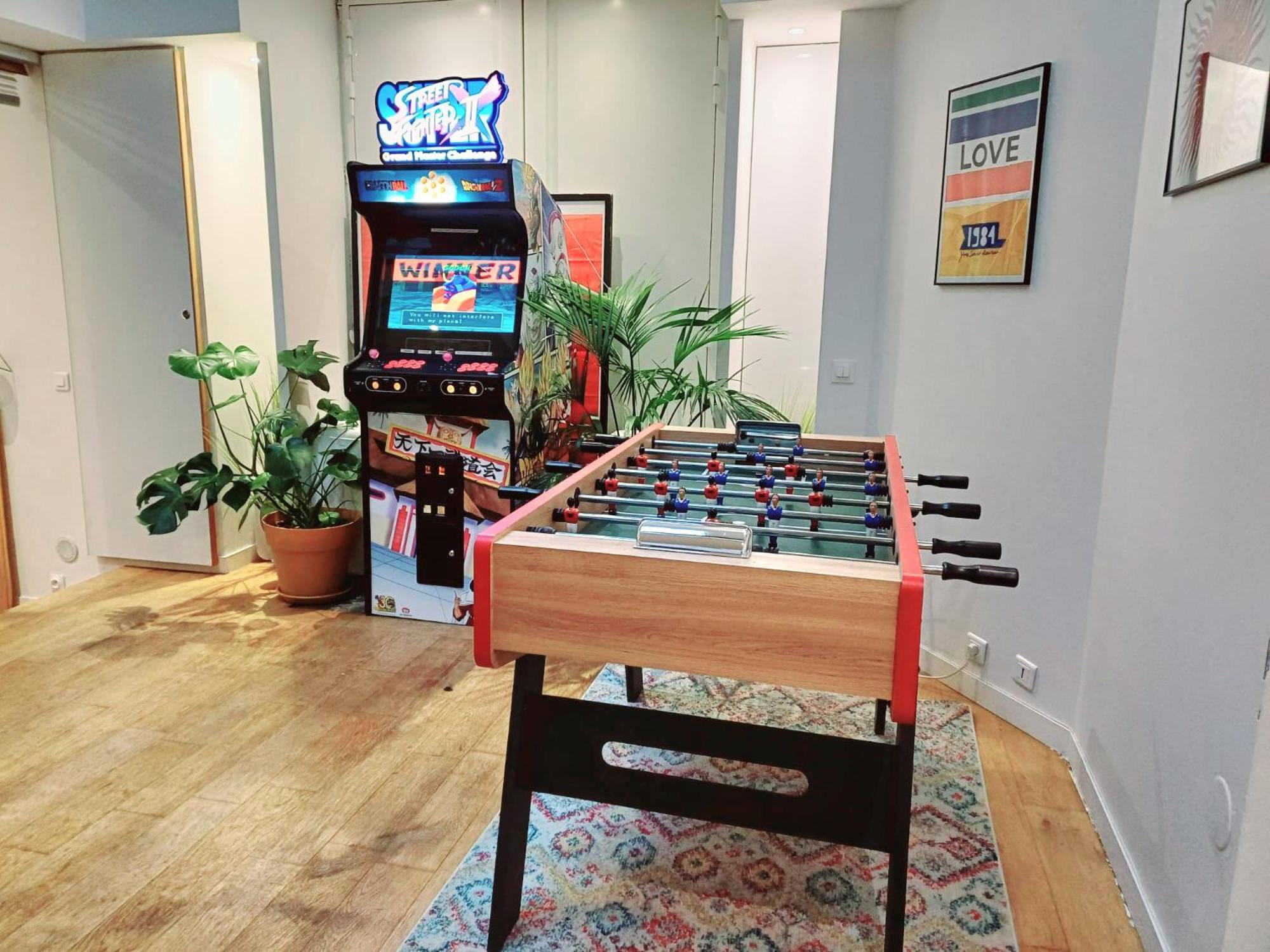 Loft Familial Au Coeur De Avec Clim, Arcade Et Baby-foot Proche Republique Et Canal St Martin * Paris