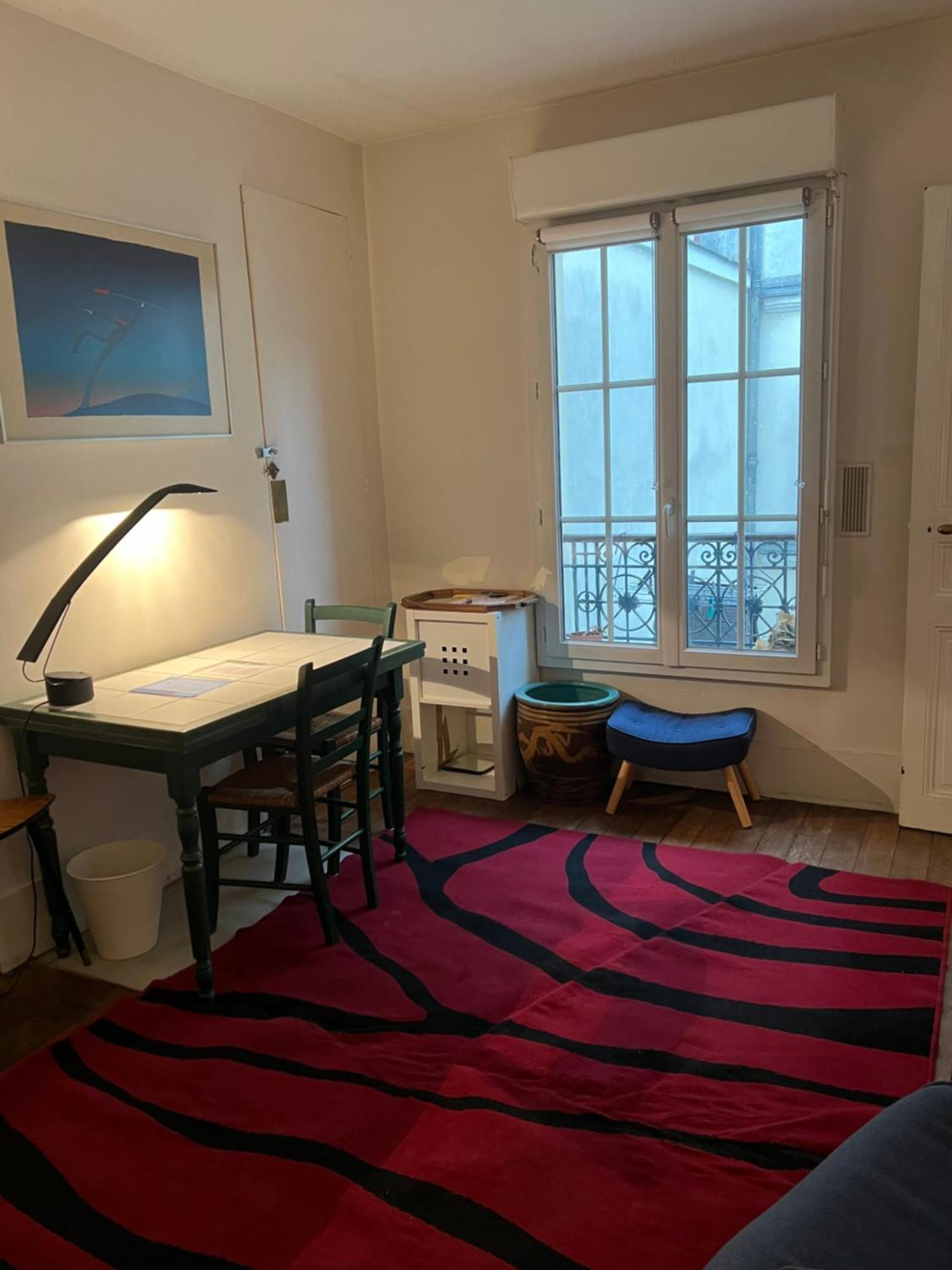 Montmartre Joli 2 Pieces Au Pied Du Sacre Coeur Appartement