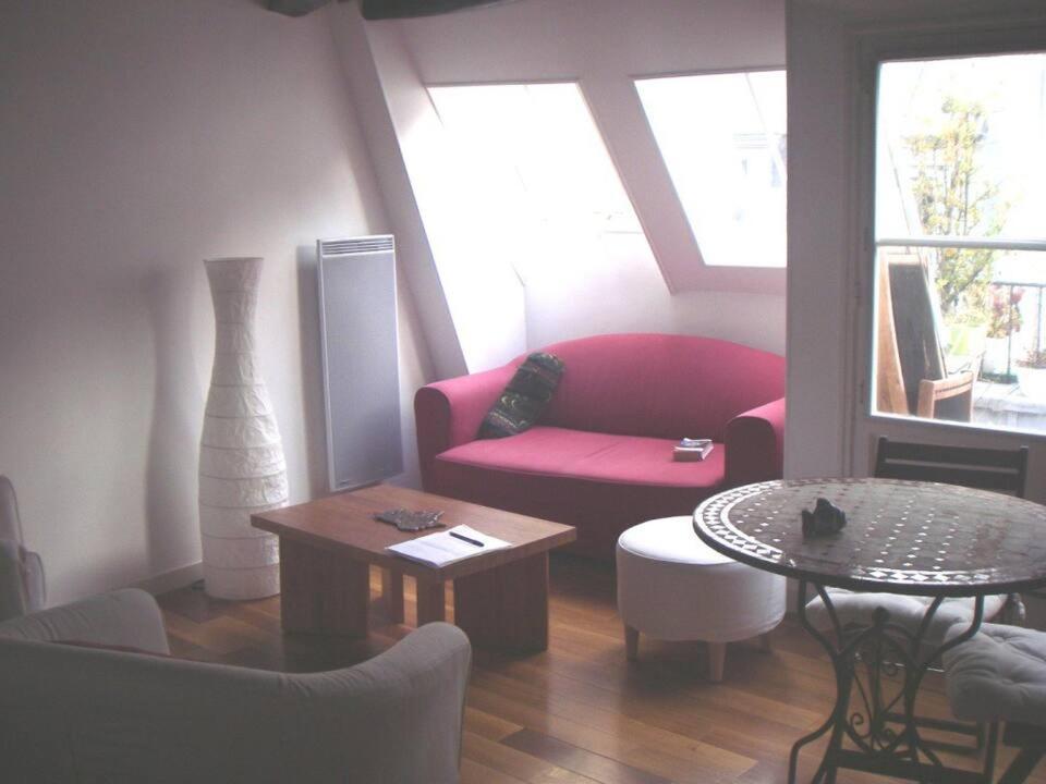 Dans Le Marais Avec Terrasse Apartment *