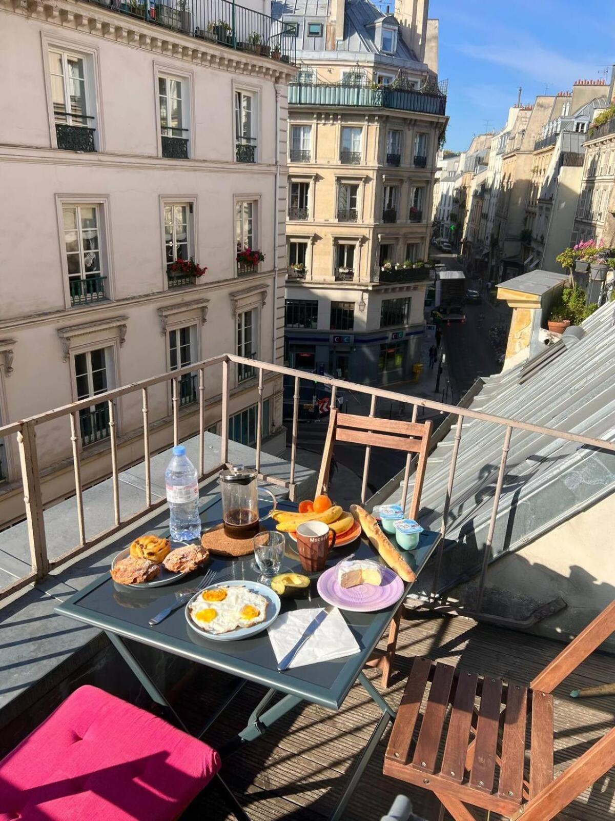 Apartment Dans Le Marais Avec Terrasse *