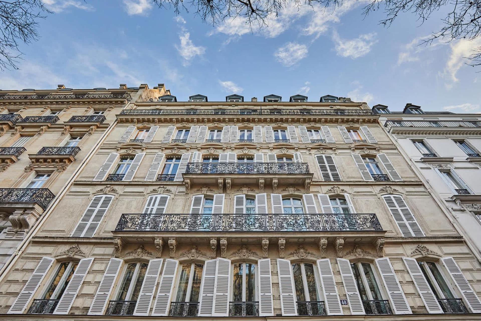 Sublim 1bdr Ac Arc De Triomphe Champs Elysees By Prestige Paris