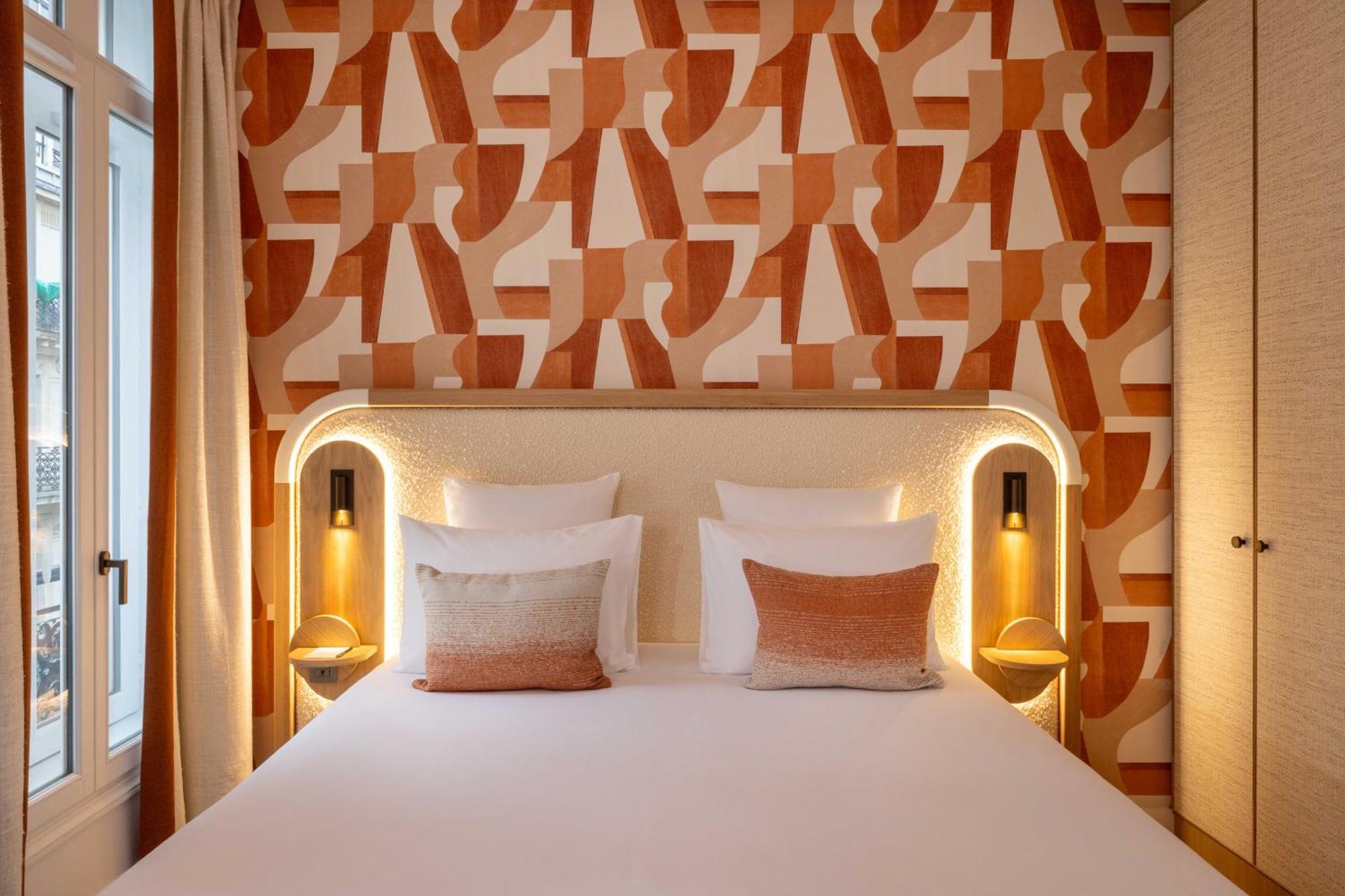 Madame Drouot & - Opera Hotel
