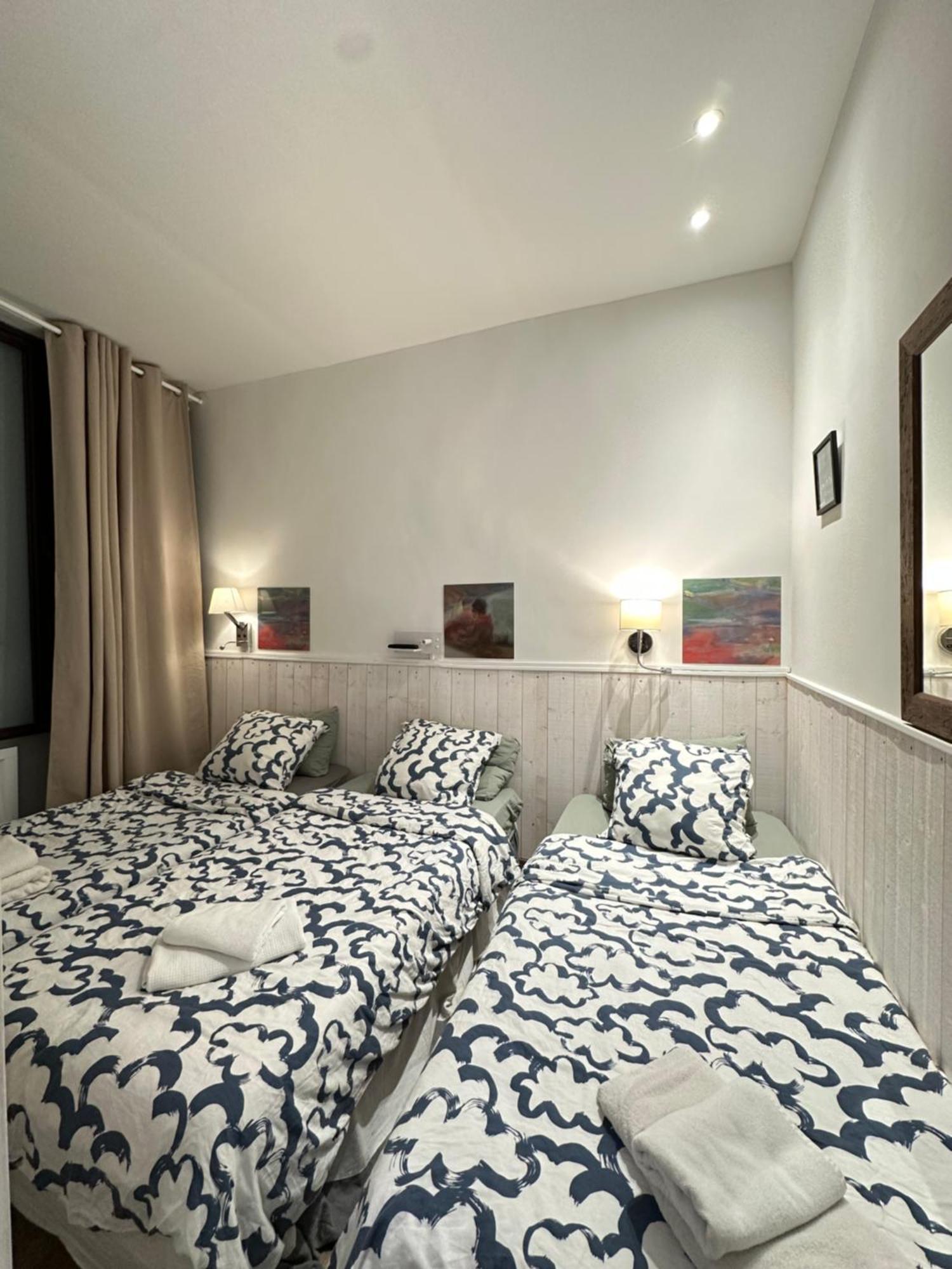 Aparthotel Charles V Marais