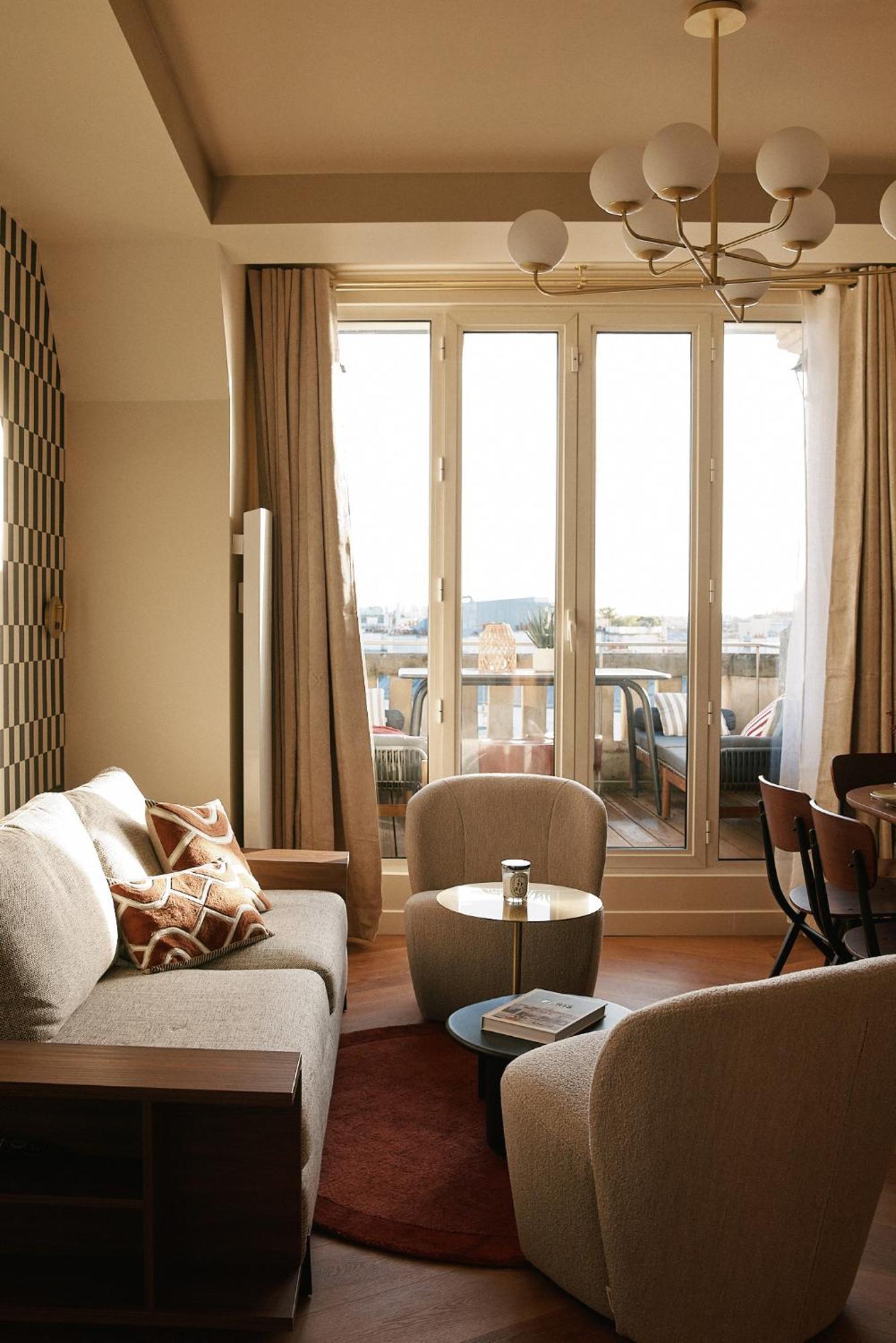 Lavie Maison - 33 Louvre Apartment