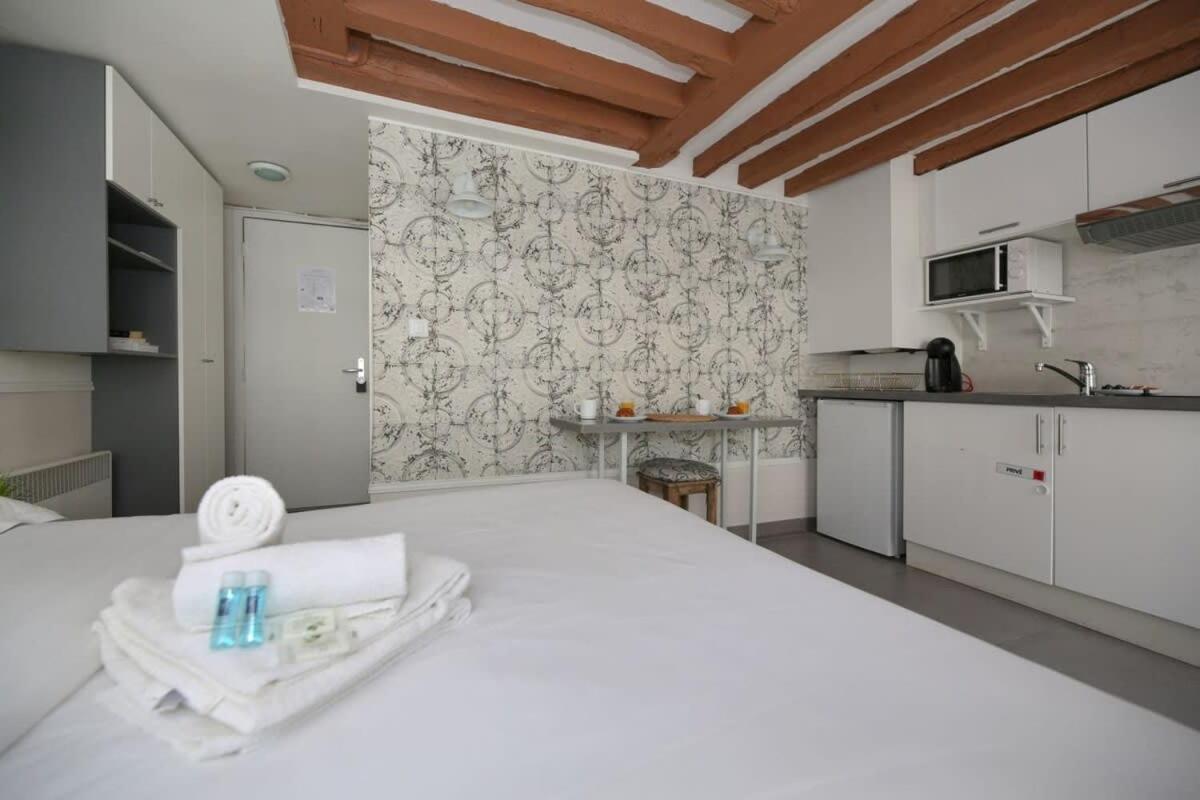 Parisien 20m2 En Face Du Musee Grevin - 2p - Flat-guest Appartement Paris