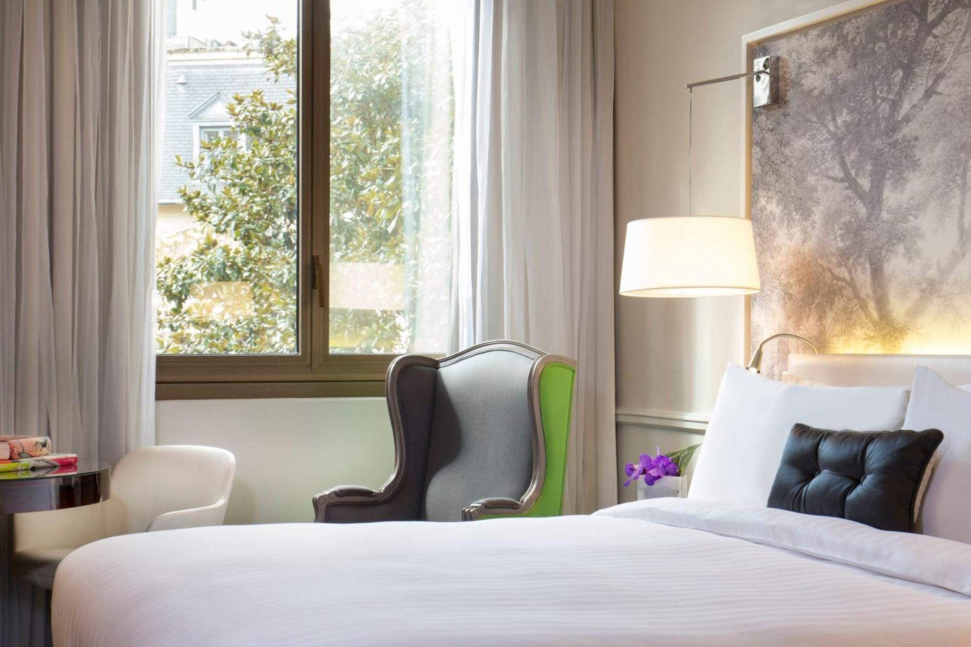 Renaissance Nobel Tour Eiffel 4* Paris