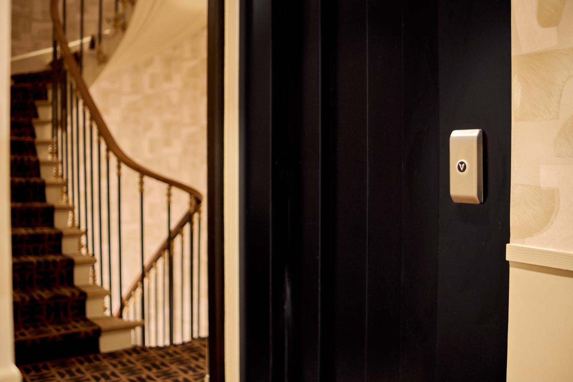 Hotel 6 Vh Paris