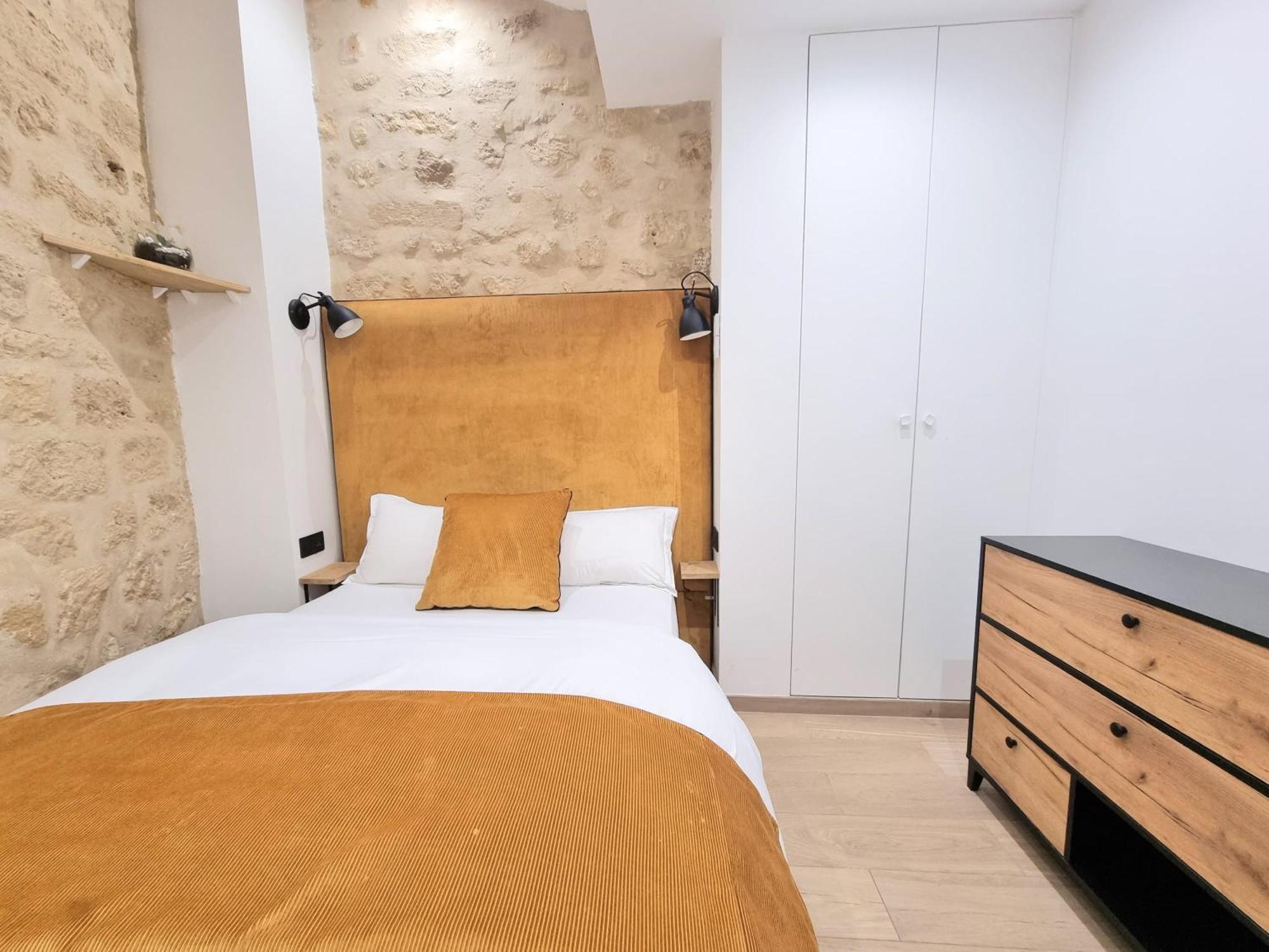 Apartment In Chatelet Great For 6px *