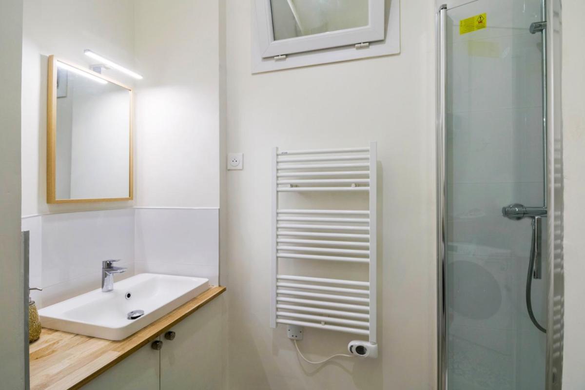 Apartment Au Coeur Des Batignolles -bail Mobilite - 1 Paris