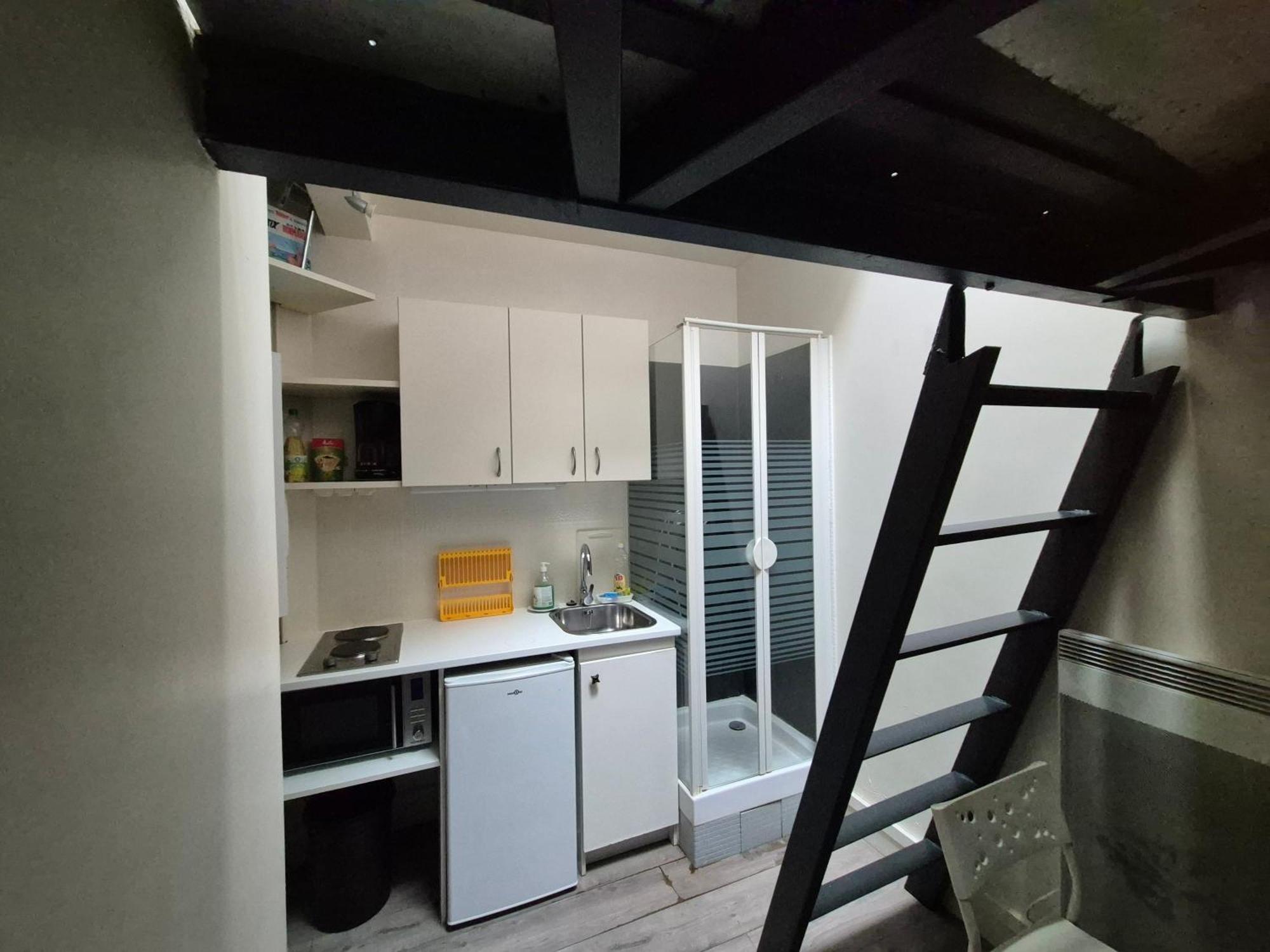Appartement Studio Tour Eiffel Champ De Mars 75015 Paris