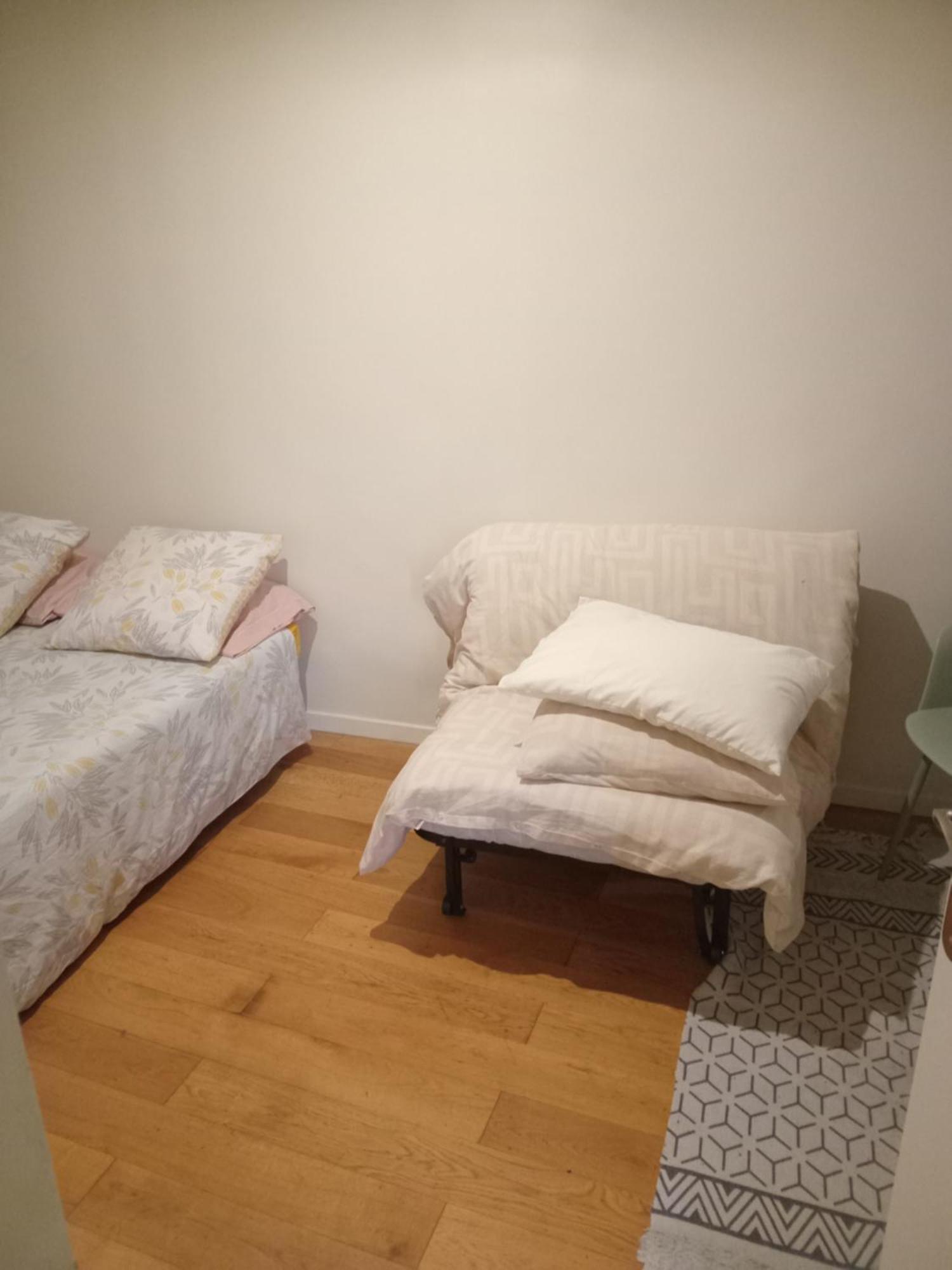 5 Personne Salon Proche Centre *