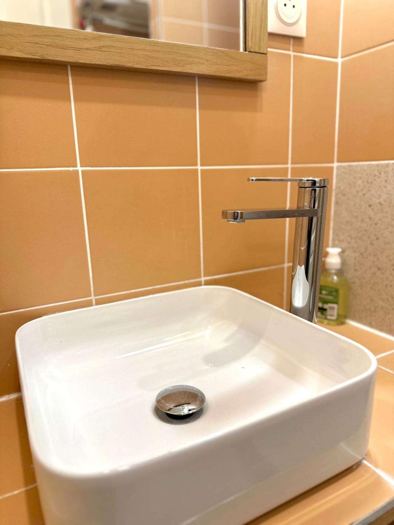 Apartment Cozy Near Pompidou Marais In Vertus