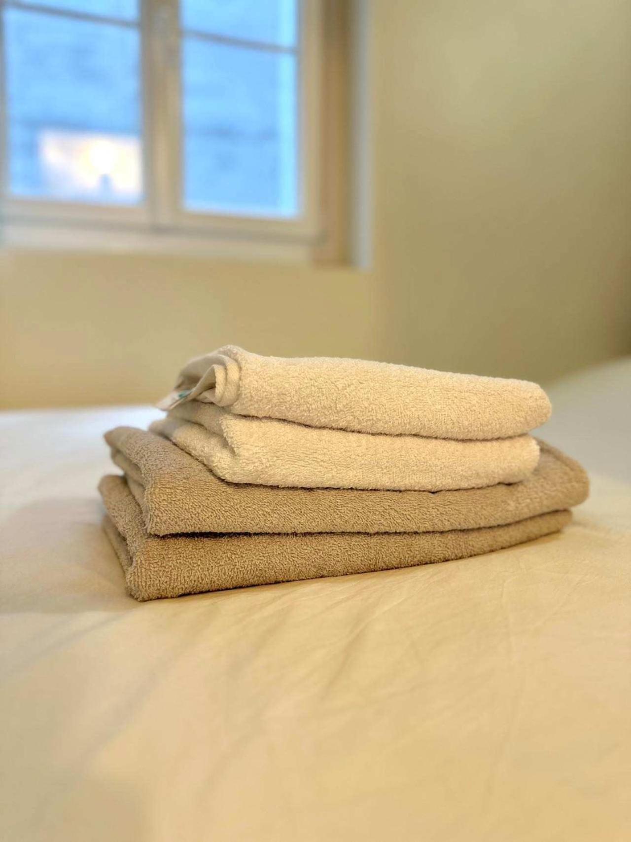 Cozy Near Pompidou Marais In Vertus *