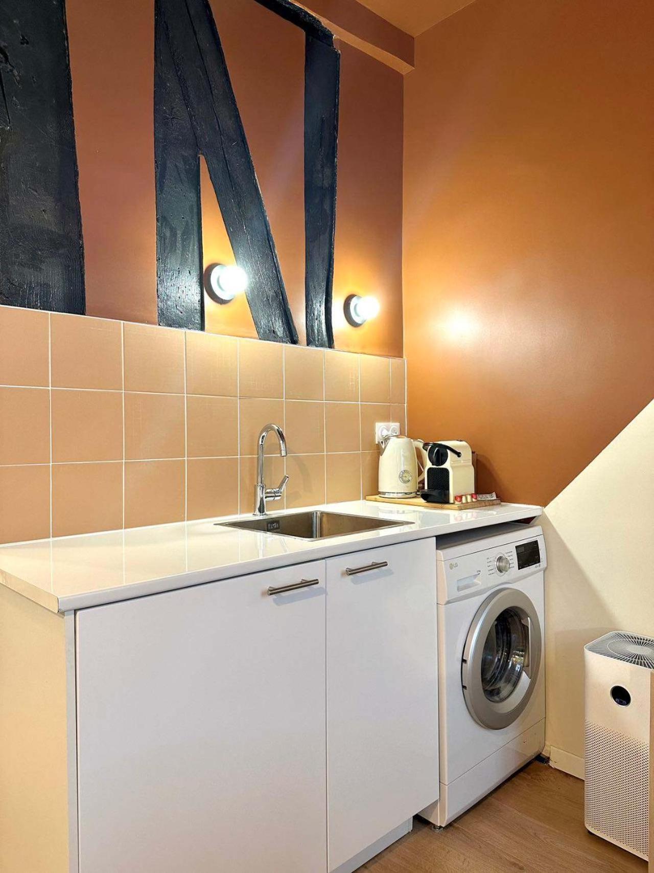 Cozy Near Pompidou Marais In Vertus