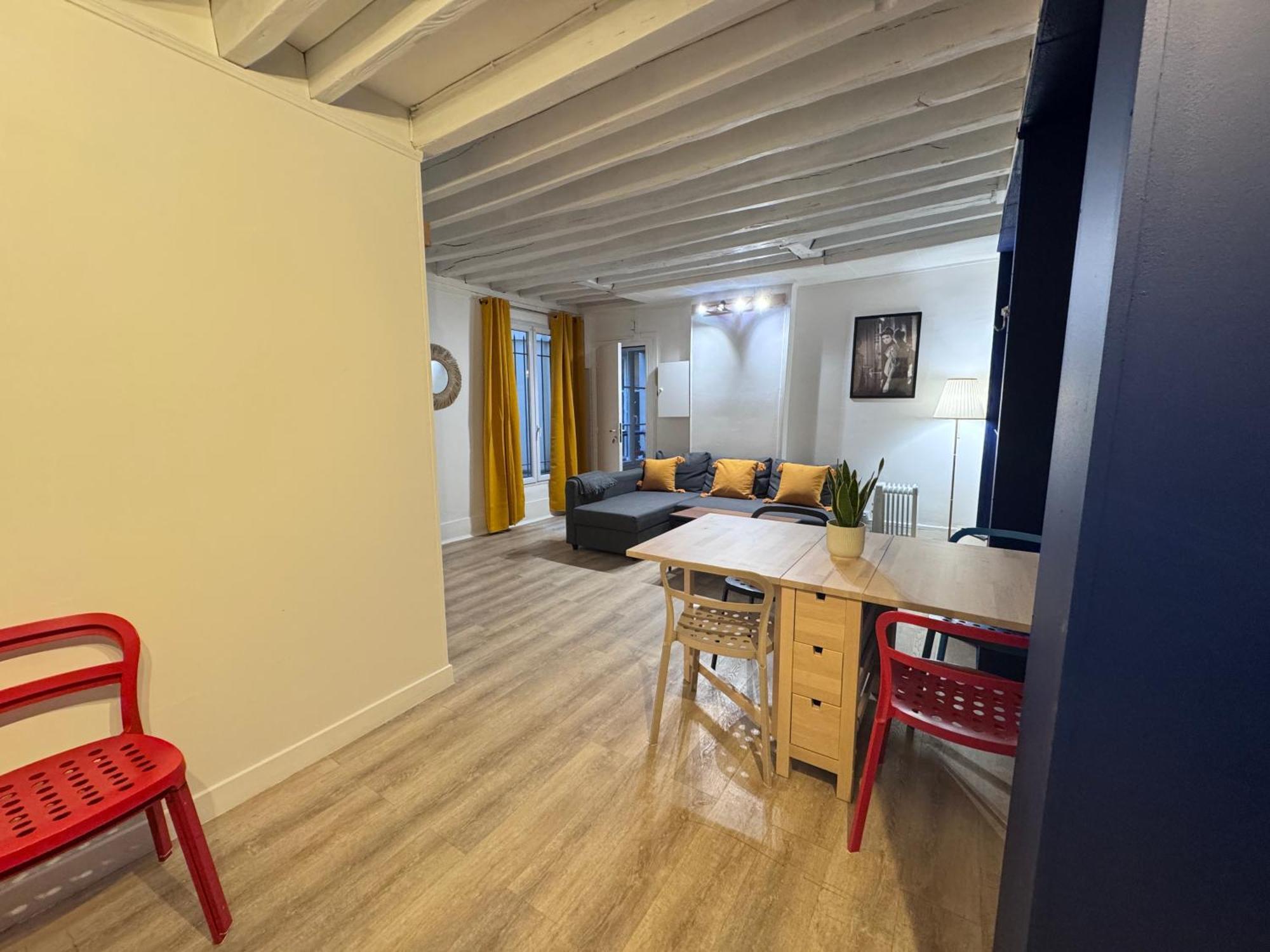 Apartment Flat For 7 Paris