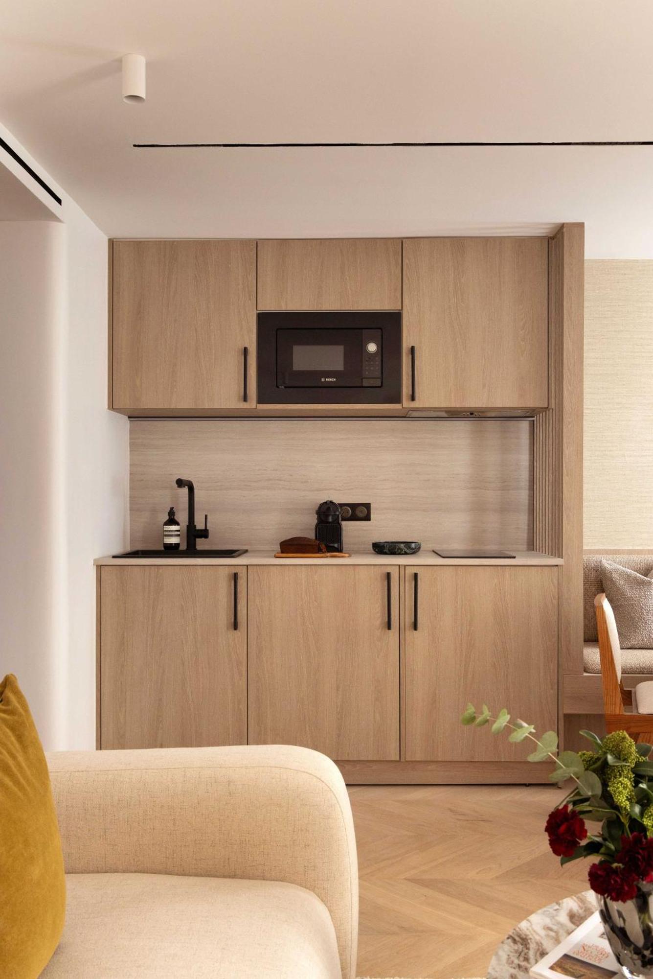 Elegant Apartment- 2br-6p- Le Marais Apartment *