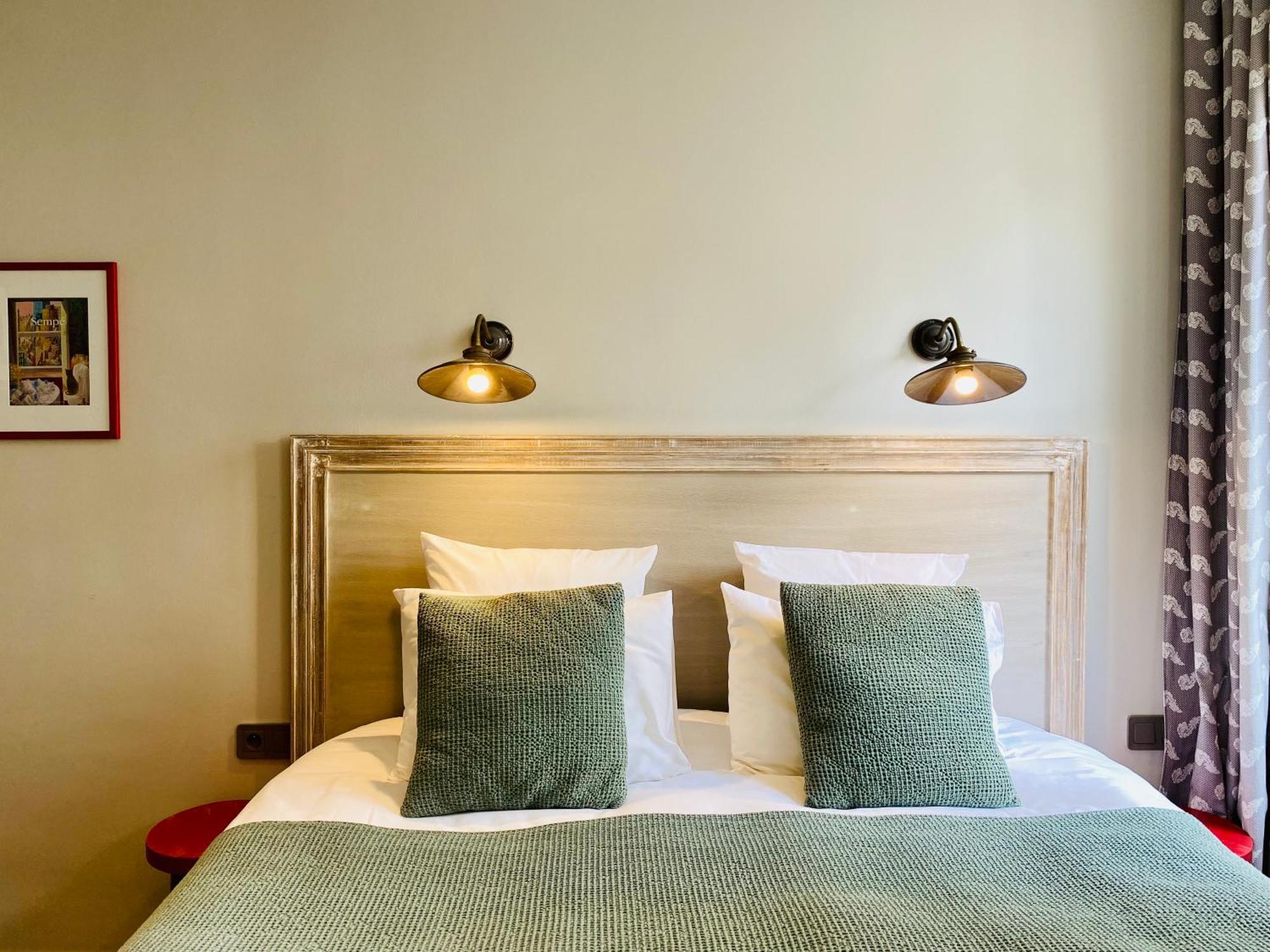 Camparis - - D'hotes *