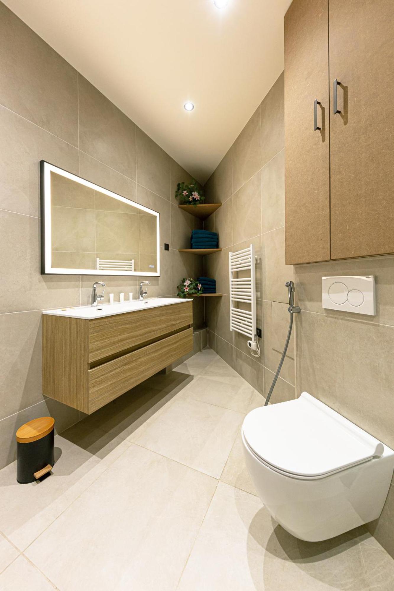 Appartement Le Charme De Montmartre - Patio Prive-sacre-coeur - Parking Gratuit - Metro Anvers *