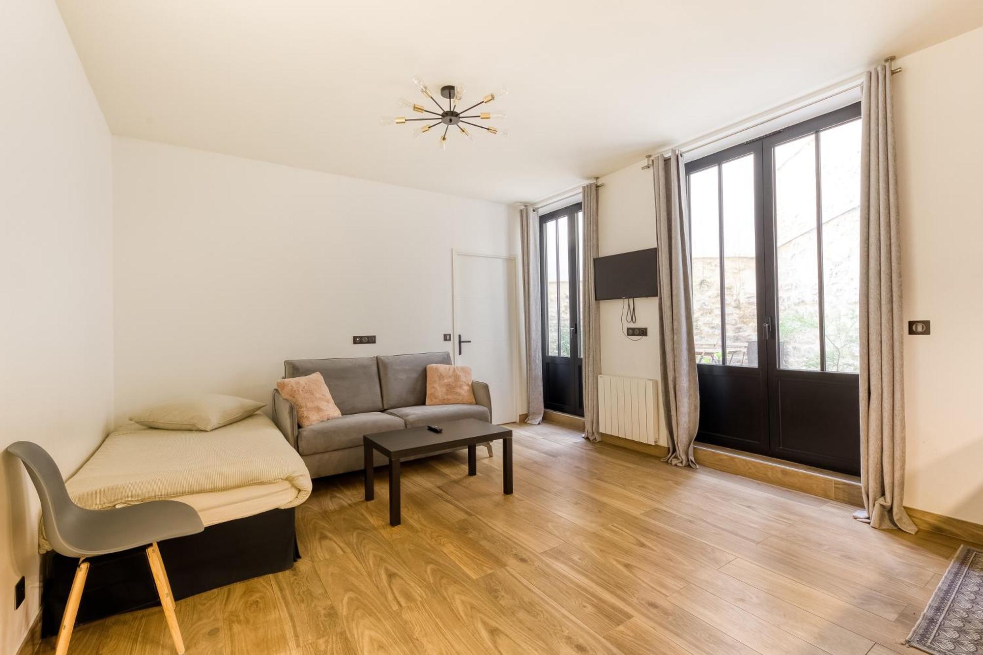 Appartement Le Charme De Montmartre - Patio Prive-sacre-coeur - Parking Gratuit - Metro Anvers *