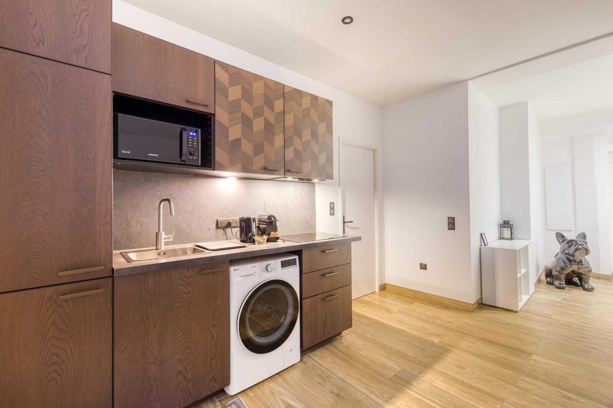 Le Charme De Montmartre - Patio Prive-sacre-coeur - Parking Gratuit - Metro Anvers Appartement Paris