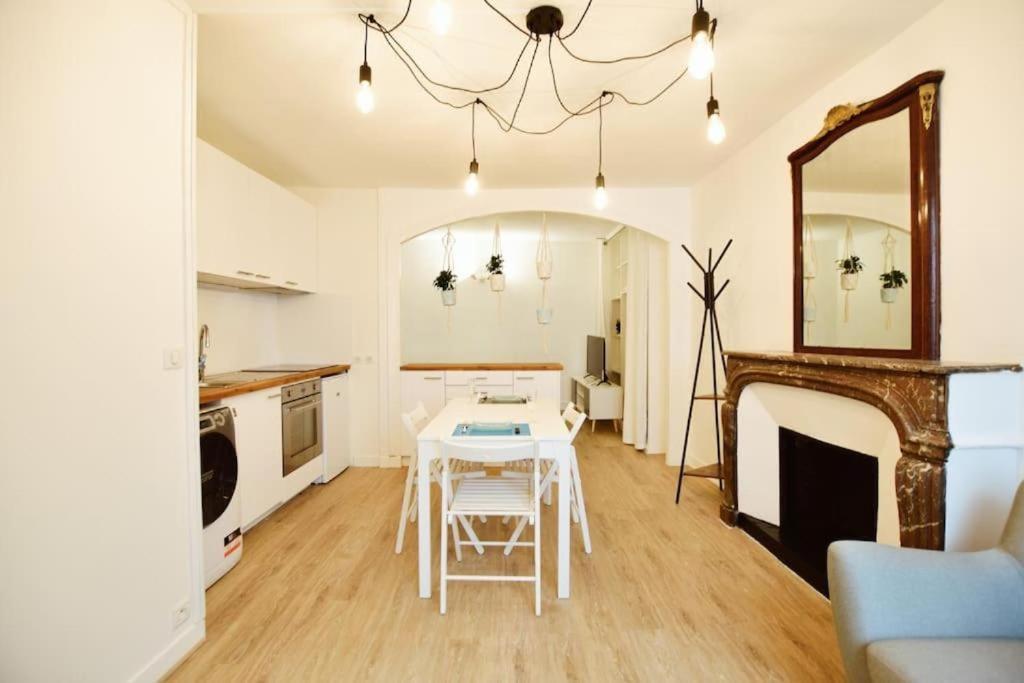 07 Grand On The Place Des Vosges Appartement Paris