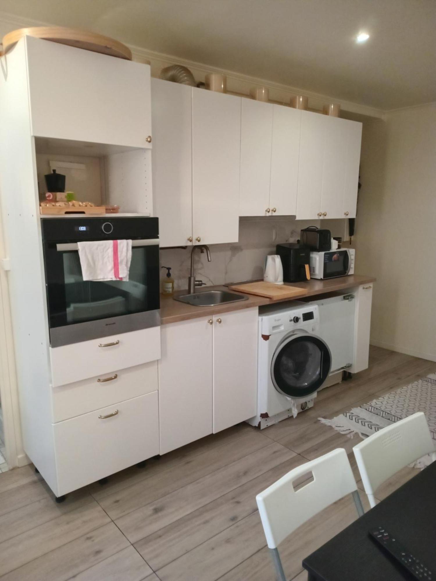 Apartment 5 Personne Salon Proche Centre *