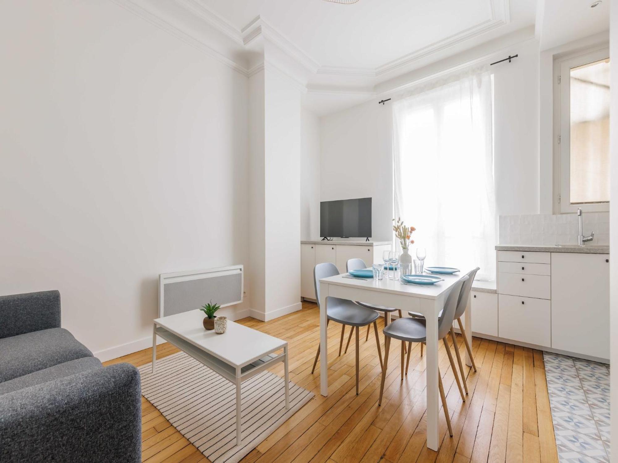 Apartment Appt 1 Bdr 2p Near Buttes Chaumont Paris