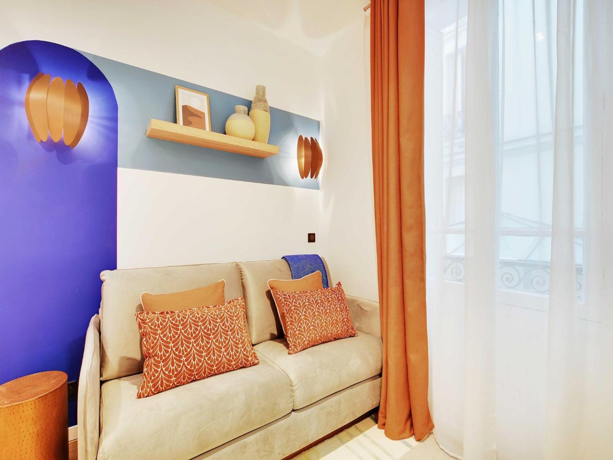 Cozy Parisian 2p In The Prestigious 8th * Paris