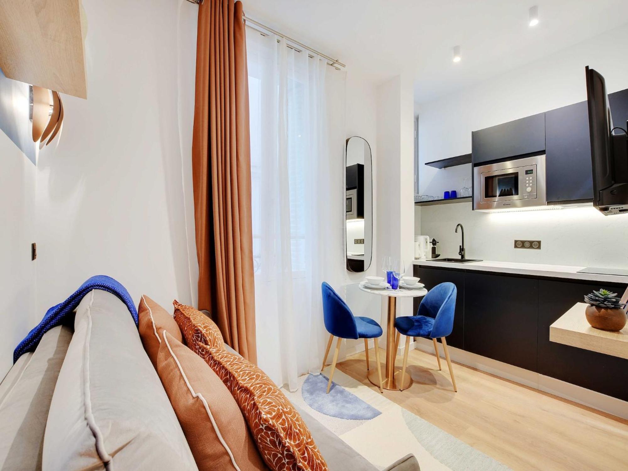 Cozy Parisian 2p In The Prestigious 8th Apartment Paris