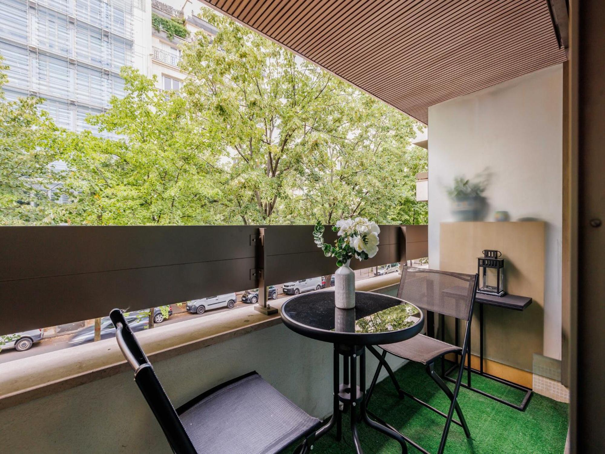 Bright With Balcony - 2p - Arc De Triomphe Holiday home *