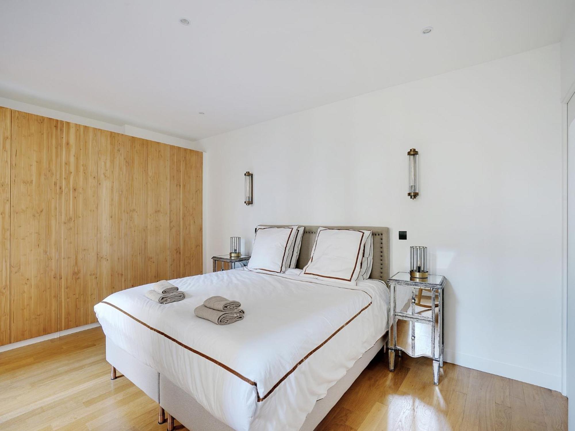 Magnificent 2 Bdr 4p - Invalides Apartment