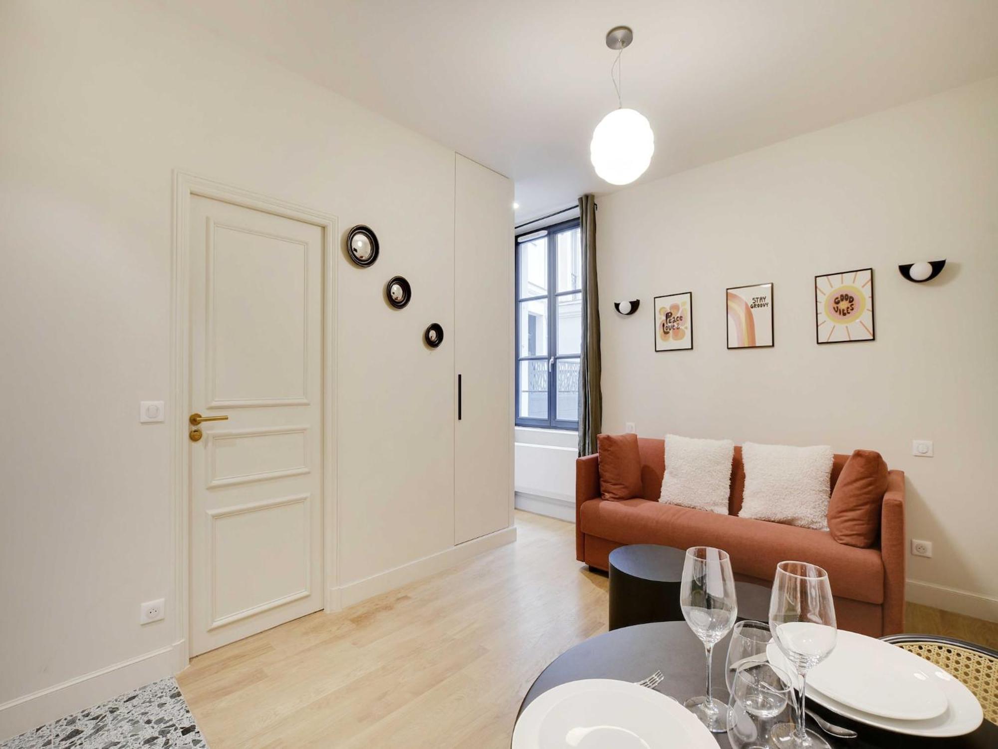 Apartment Pleasant- 2p- Saint-germain-des-pres Paris